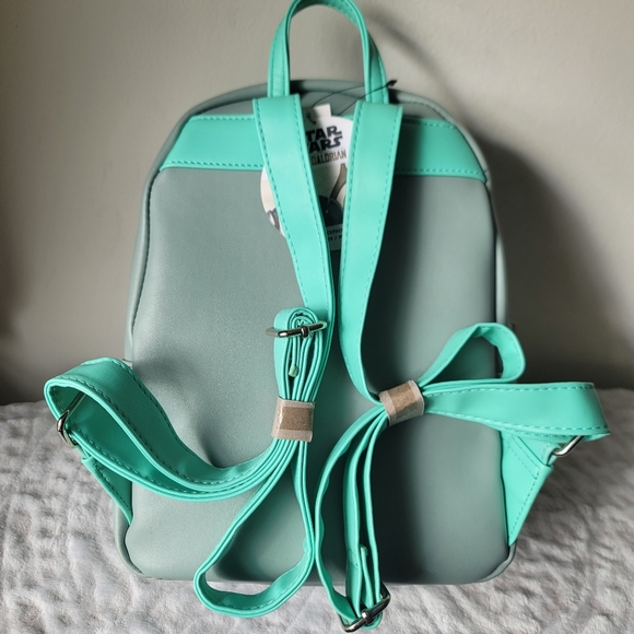 Funko Baby Yoda Backpack Star Wars Mandalotian The Child Mini Backpack NWT - Picture 5 of 13